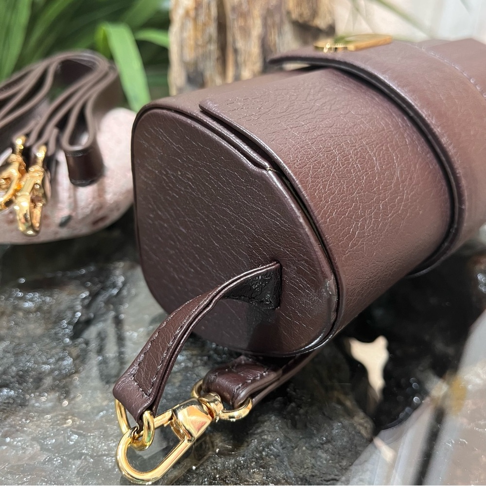 🔥NWOT🔥 JM Collection Brown Leather
Mini Purse With Multiple Straps - Picture 5 of 9